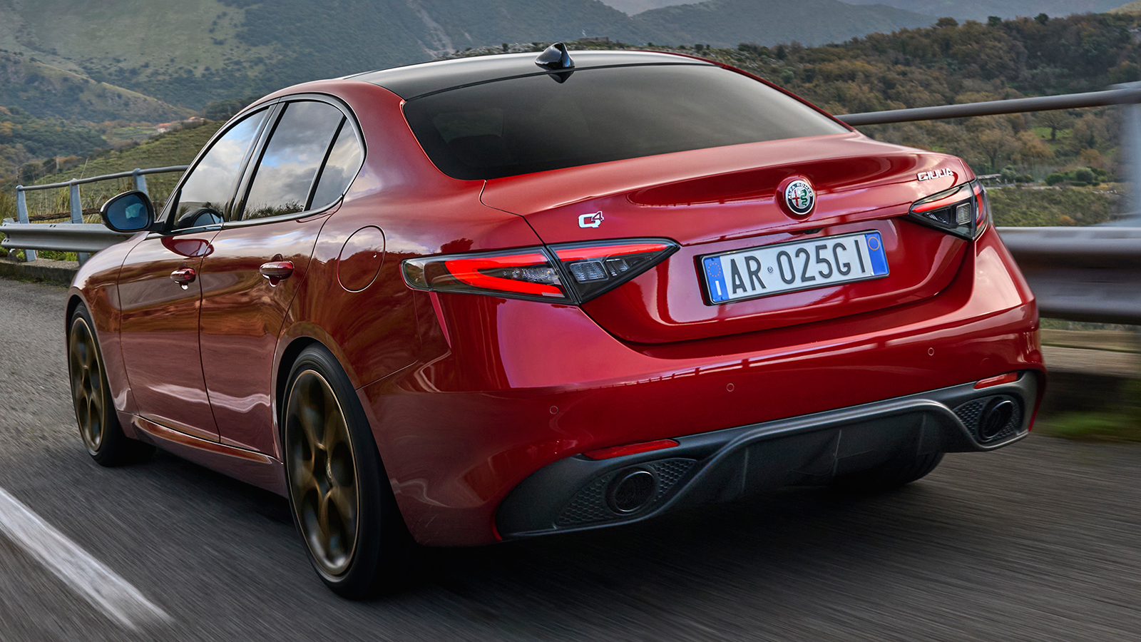 Alfa Romeo: Πρεμιέρα για τη νέα ειδική έκδοση Intensa 